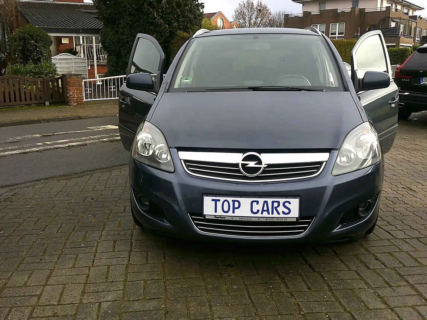 Opel Zafira Design Edition Grau - 1