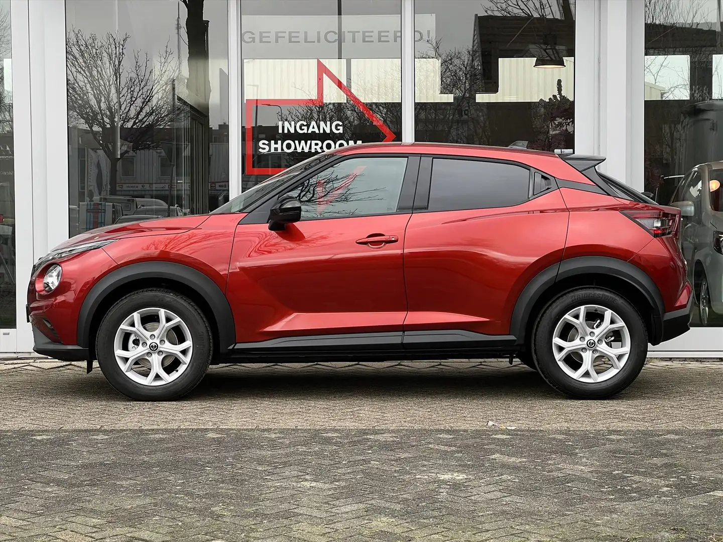 Nissan Juke 1.0 DIG-T 117pk N-Connecta | Trekhaak | Navigatie Rood - 2