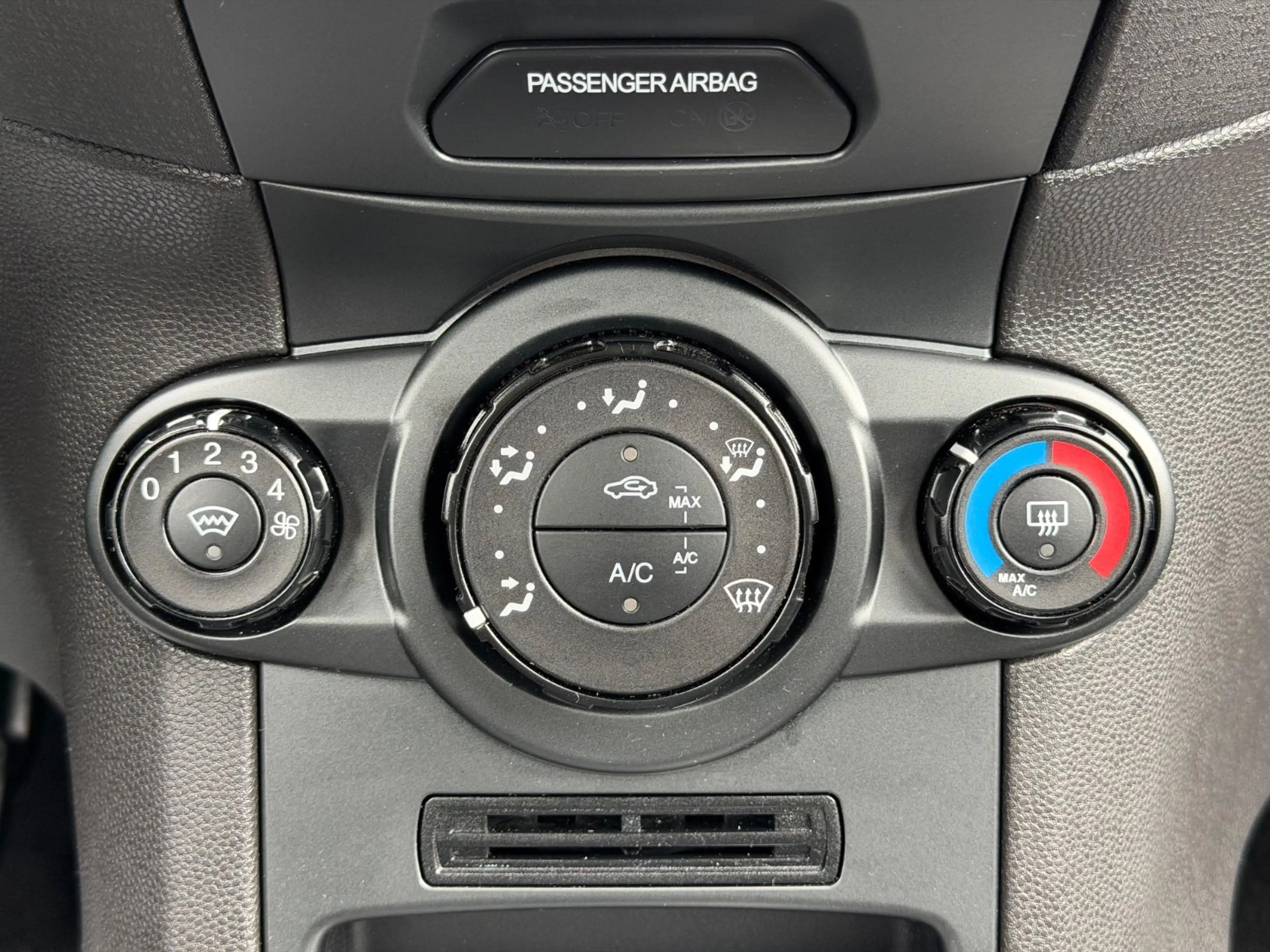 Ford Fiesta 1.25 Trend/KLIMA/5TÜREN/2HAND/ALU/USB/TÜV — photo 13
