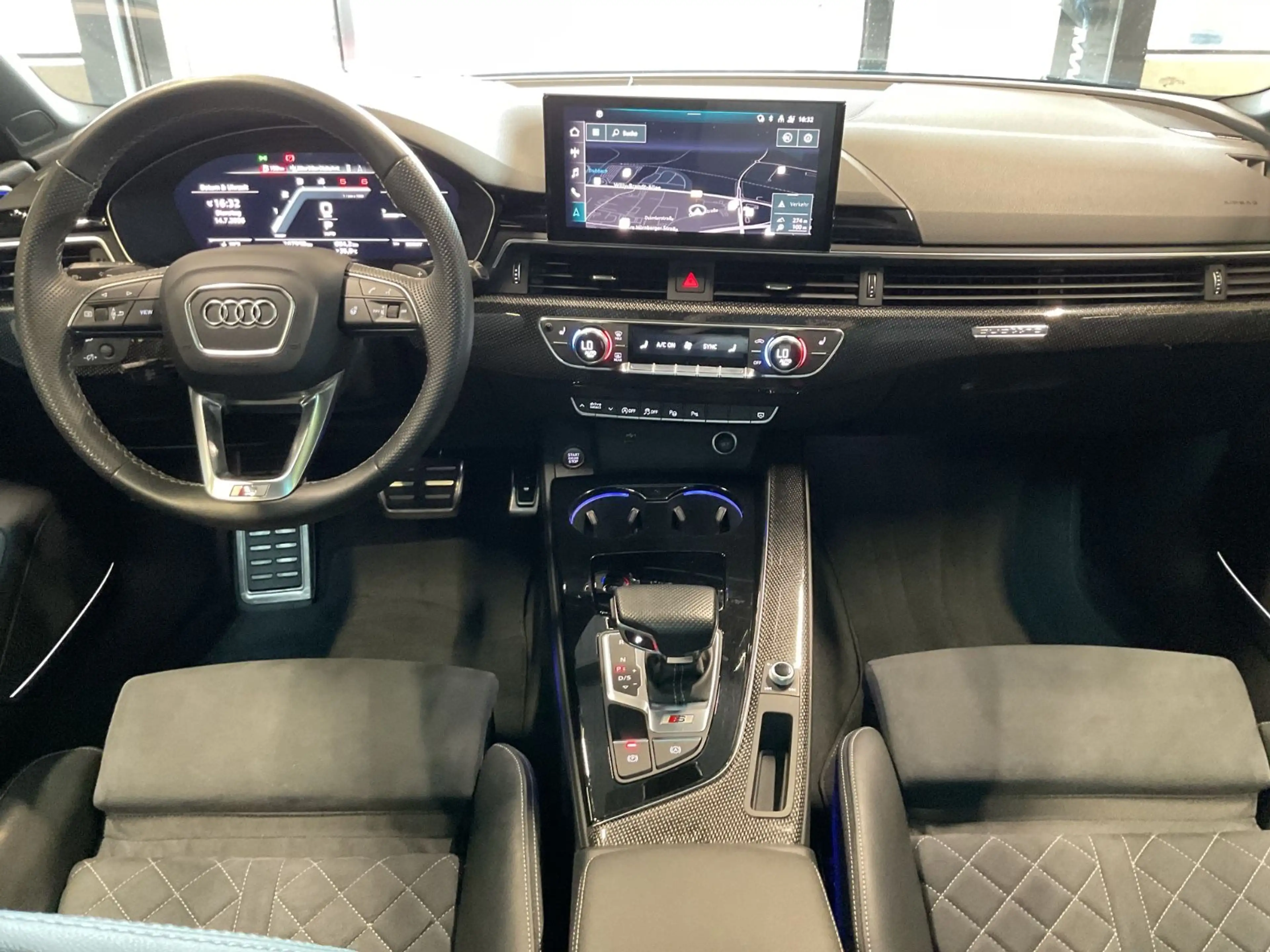 Audi S4 Av. TDI S Sitze AHK B&O HuD Matrix Pano 360° — photo 14