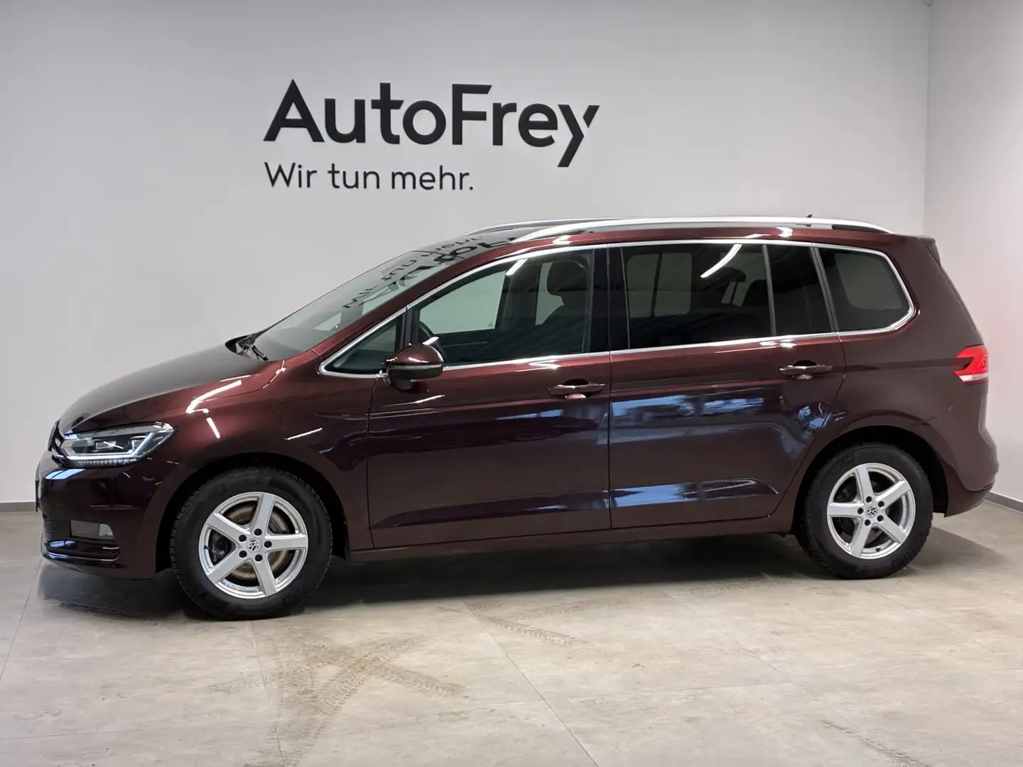 Volkswagen Touran 1,0 TSI Highline Rot - 2