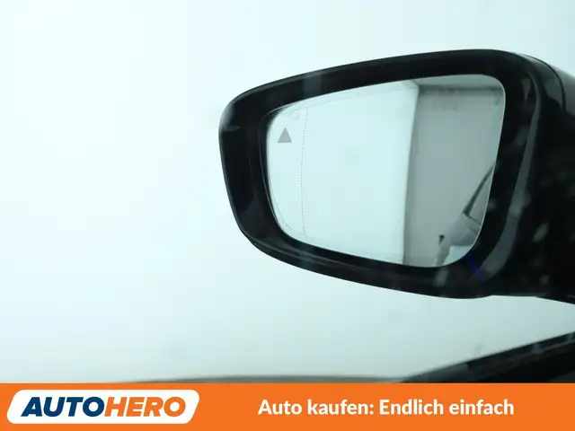 BMW 5 Series view 27