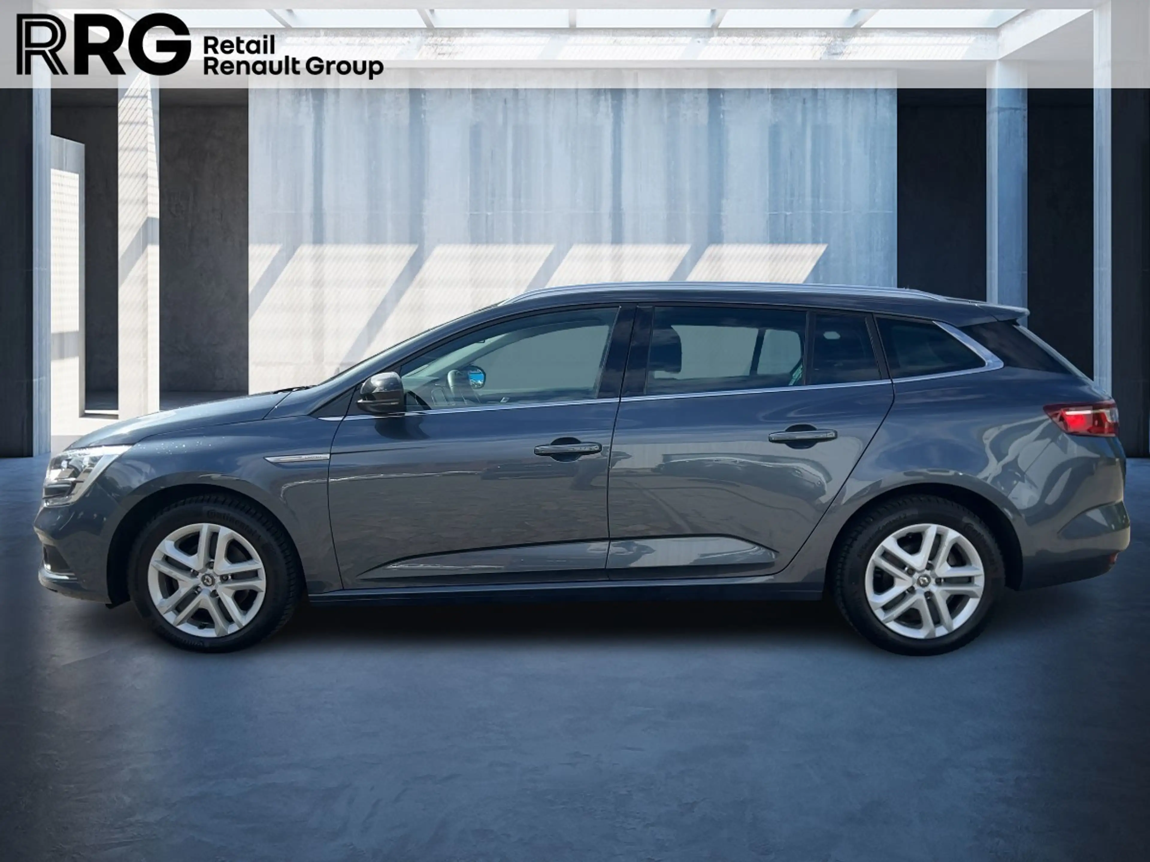 Renault Megane Grandtour LIMITED Deluxe TCe 140 GPF SHZ BT — photo 2
