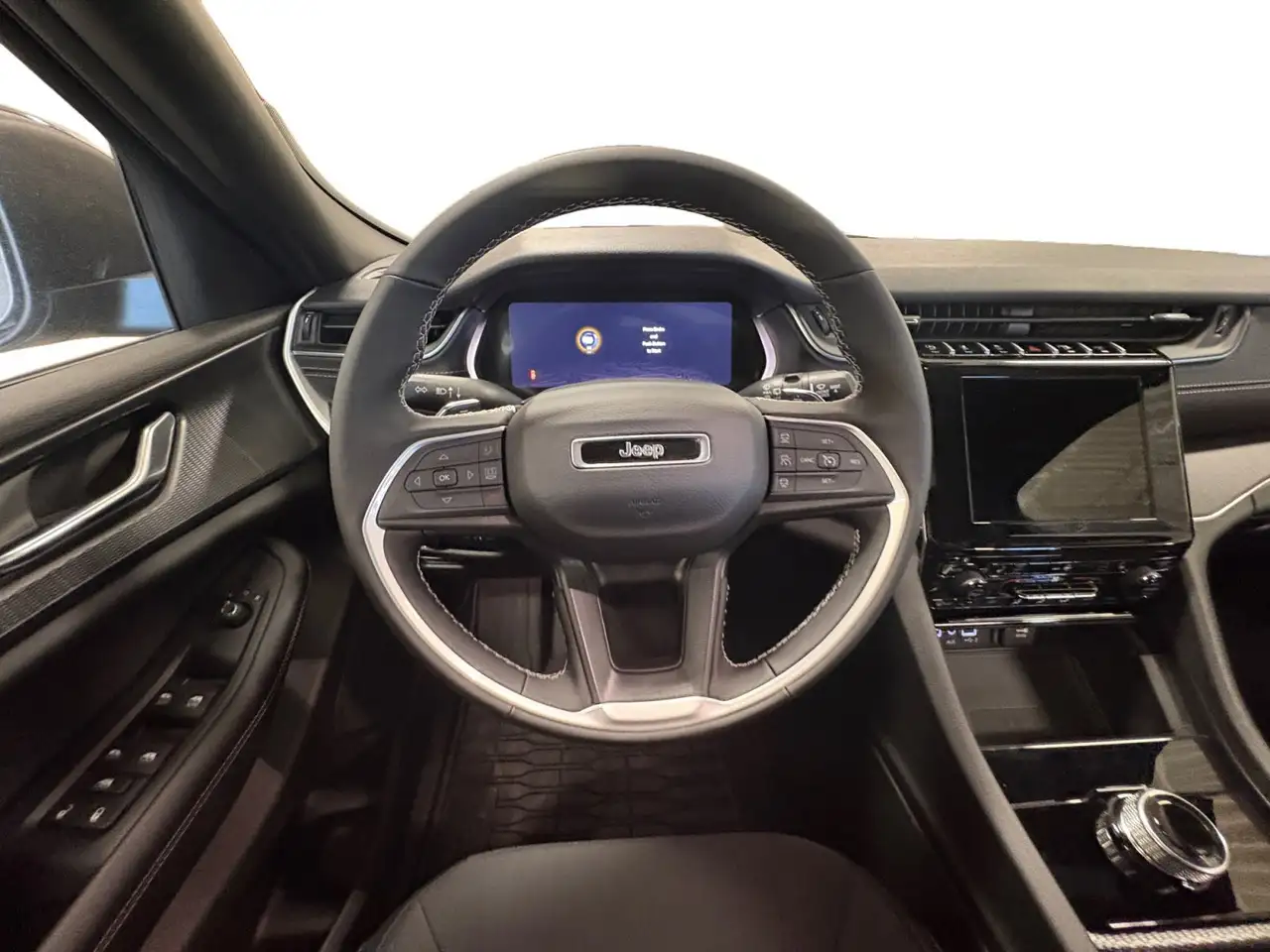 Jeep Grand Cherokee photo Jeep Grand Cherokee