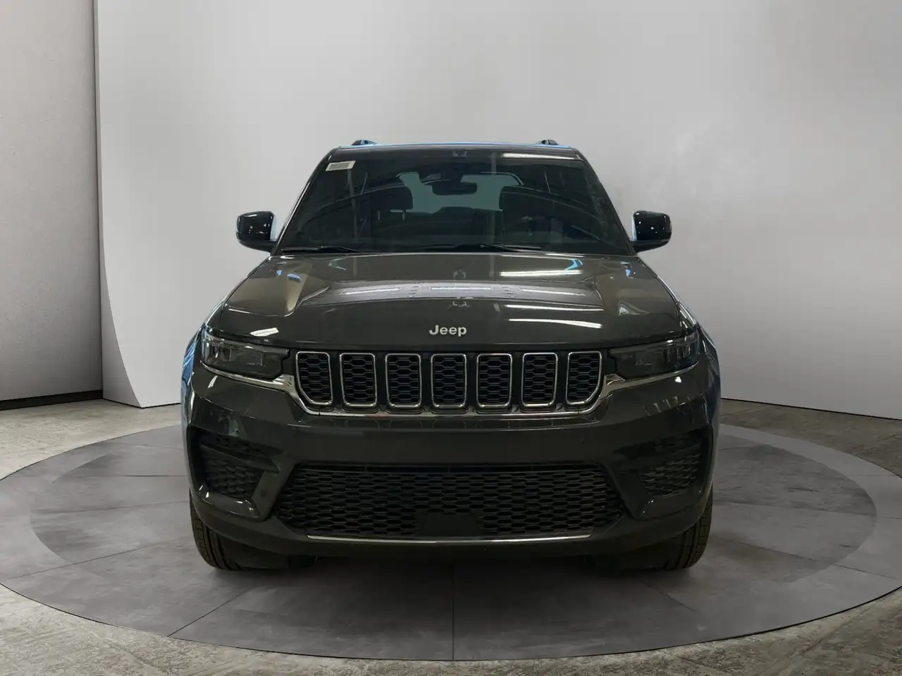 Jeep Grand Cherokee photo Jeep Grand Cherokee