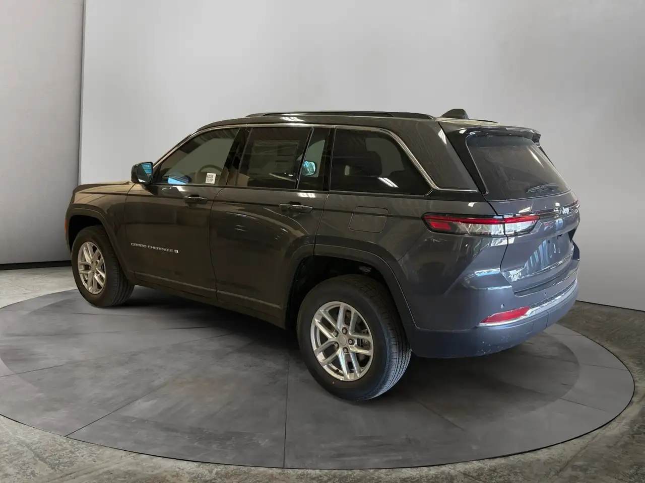 Jeep Grand Cherokee photo Jeep Grand Cherokee