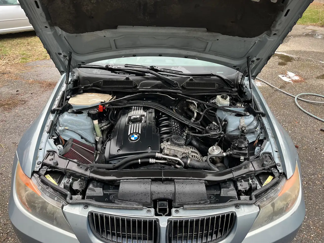 BMW 3 Series снимка BMW 3 Series