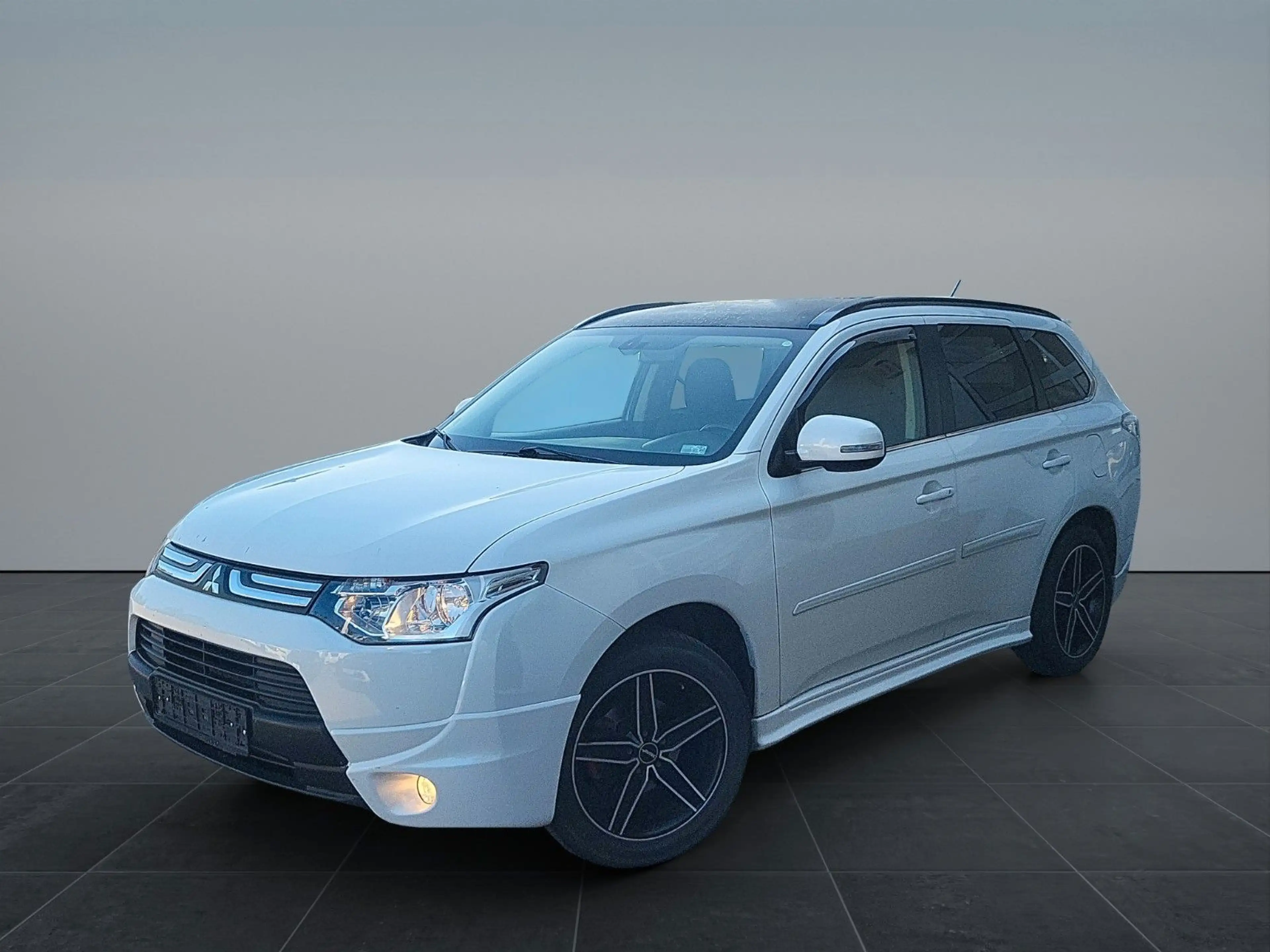 Mitsubishi Outlander ClearTec Invite 4WD aus 2-Hand