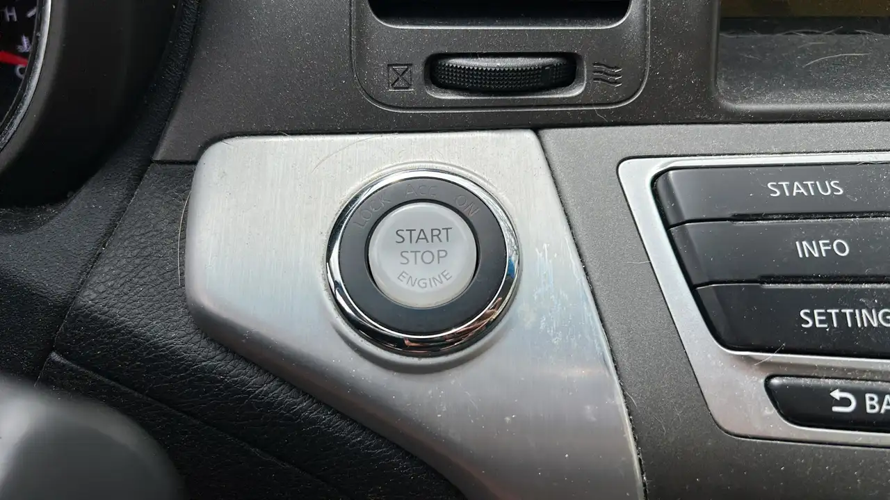 Nissan Murano снимка Nissan Murano