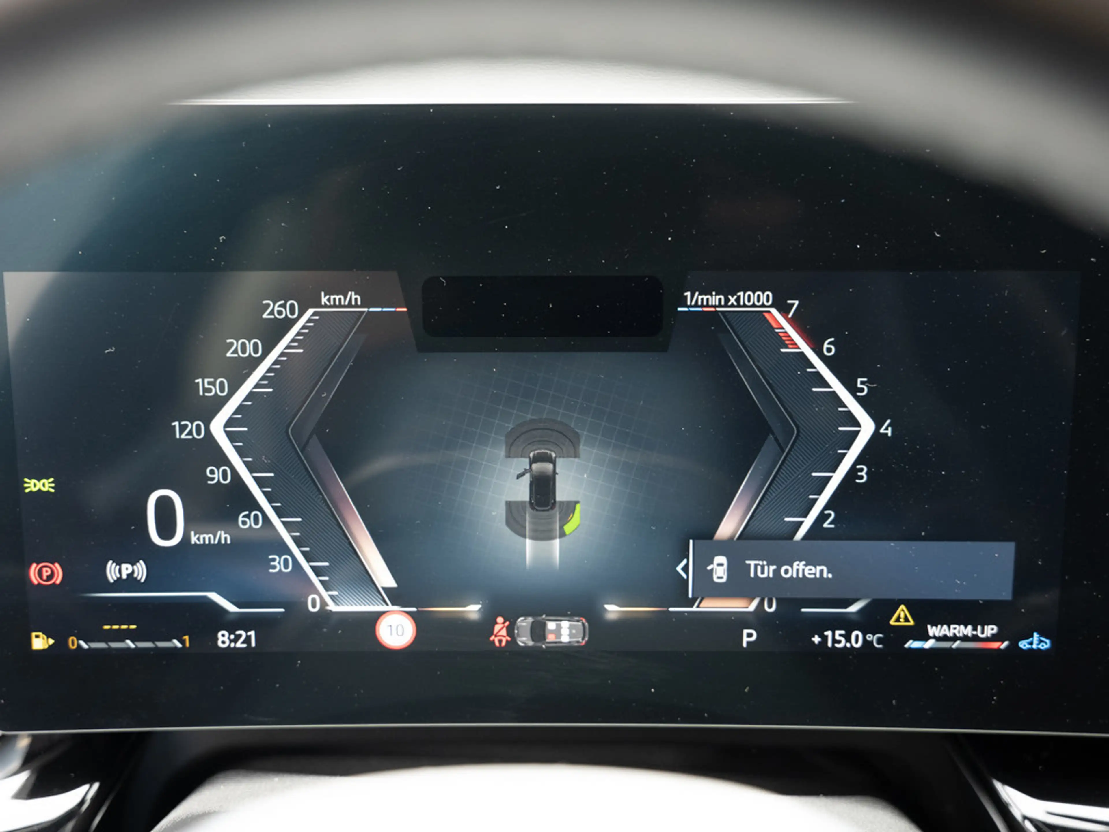 BMW 223 Active Tourer xDrive M-Sport PANO AHK HUD — photo 14
