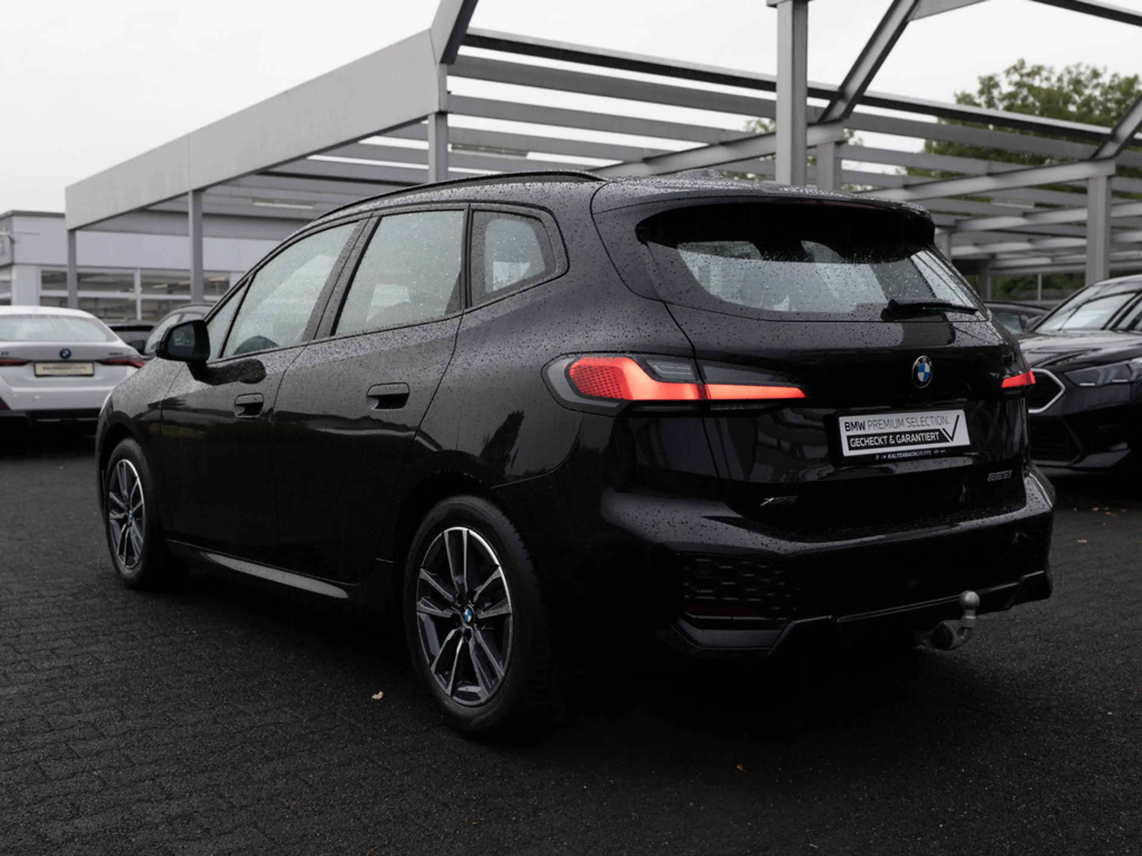 BMW 223 Active Tourer xDrive M-Sport PANO AHK HUD — photo 7