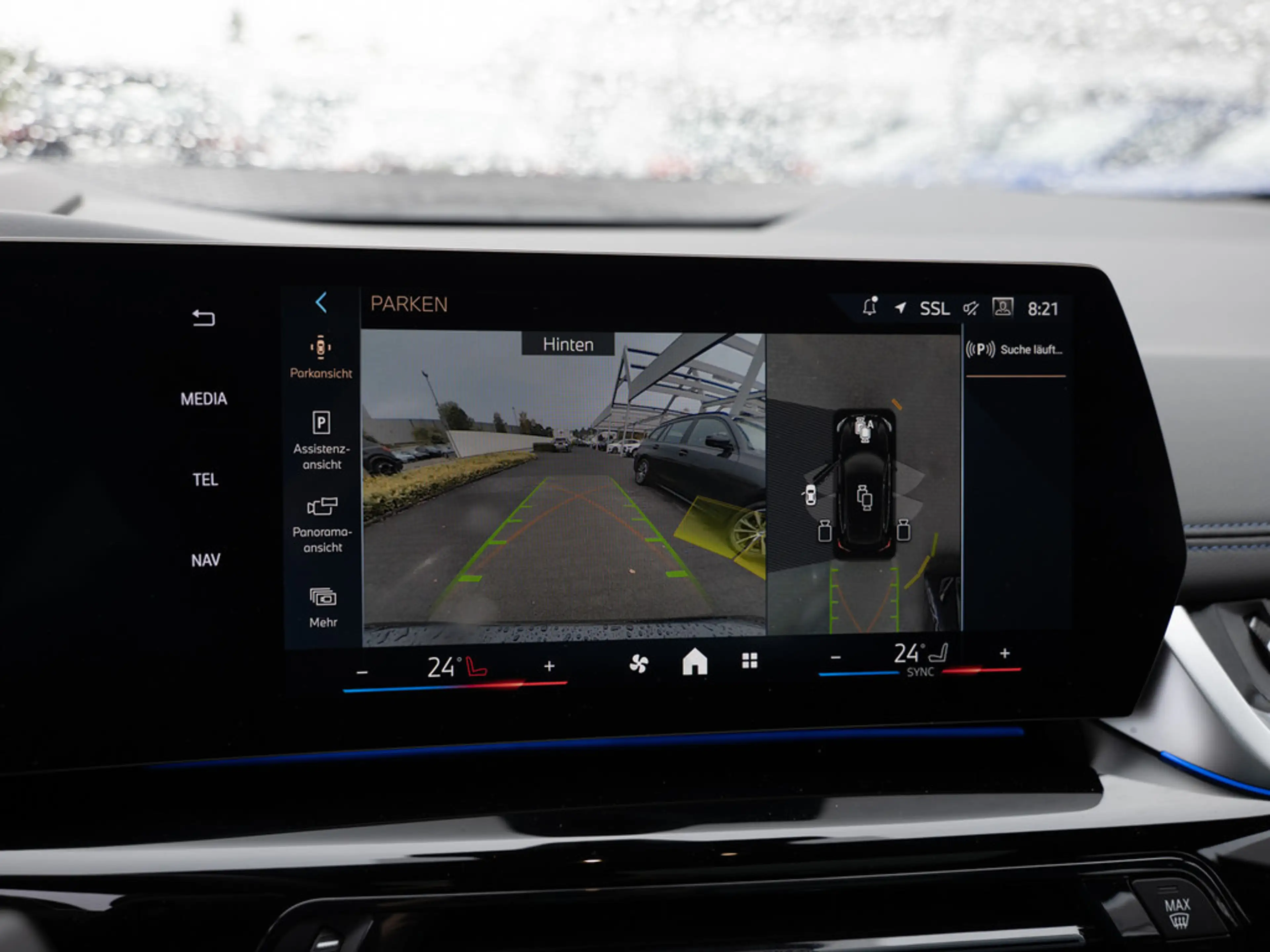 BMW 223 Active Tourer xDrive M-Sport PANO AHK HUD — photo 15