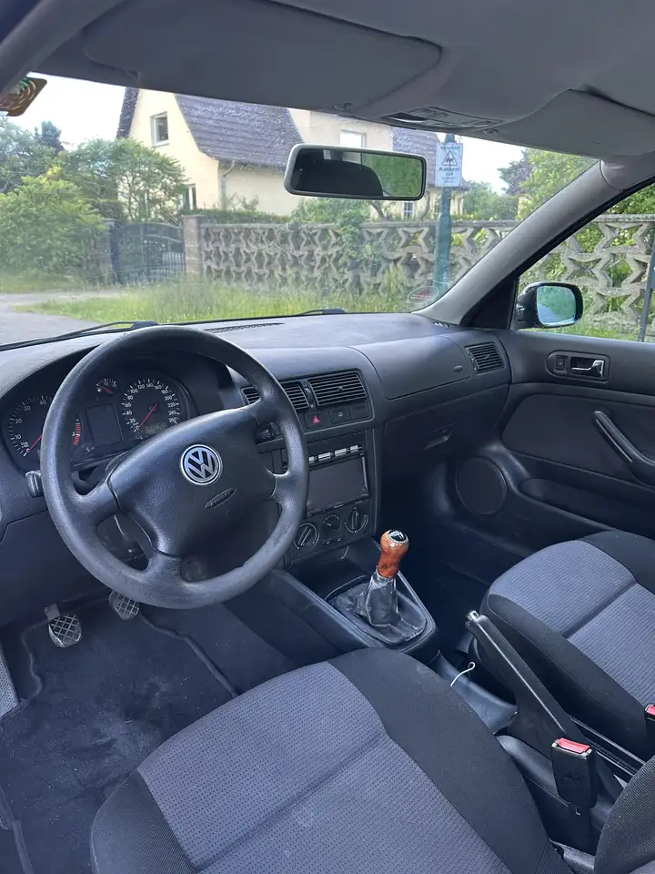 Volkswagen Golf 1.6 Edition, foto 9