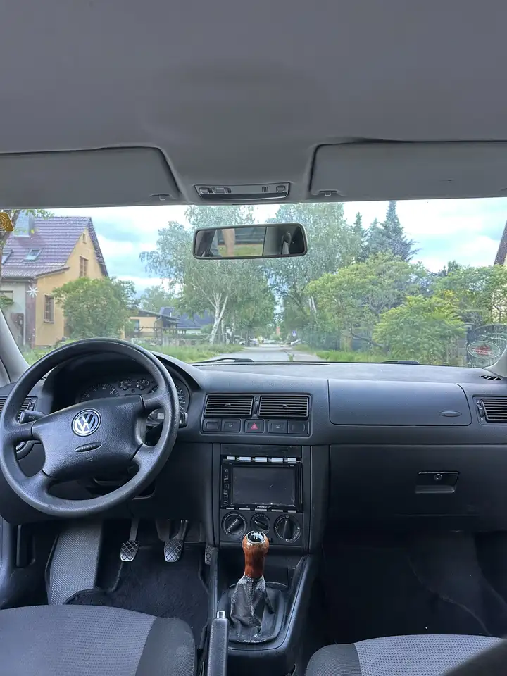 Volkswagen Golf 1.6 Edition, foto 10