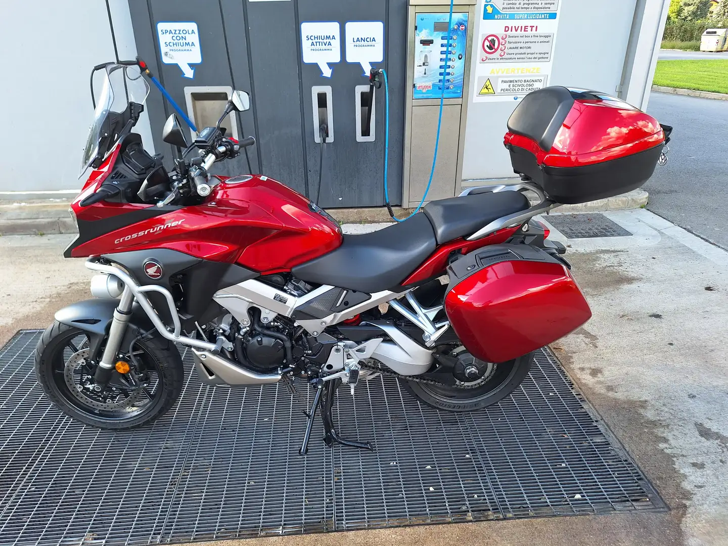 Honda Crossrunner Travel Edition Rosso - 1