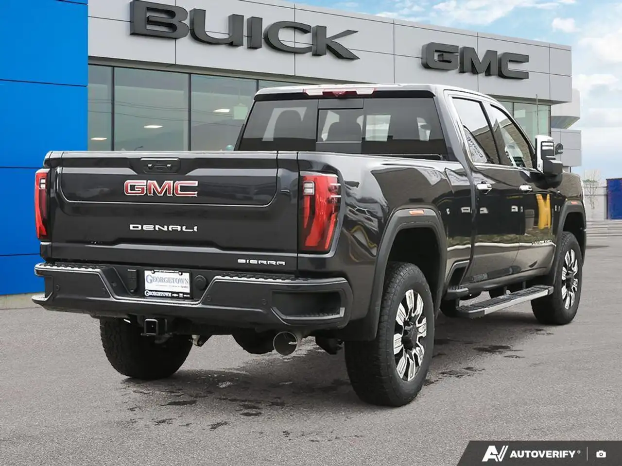 GMC Sierra 2500HD снимка GMC Sierra 2500HD