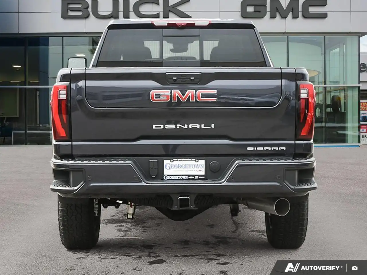 GMC Sierra 2500HD снимка GMC Sierra 2500HD