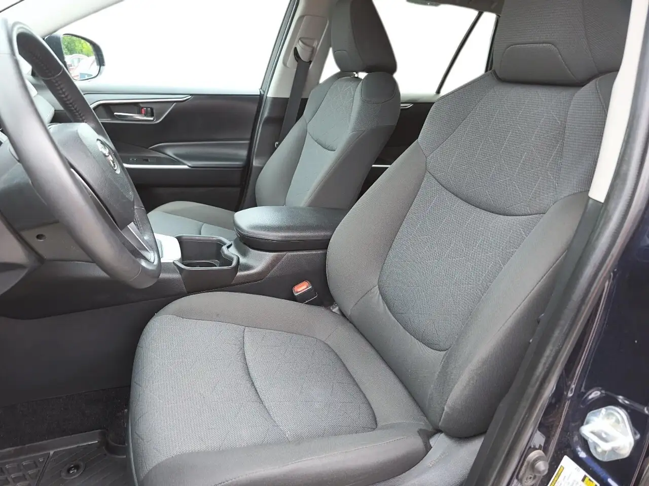 Toyota RAV 4 photo Toyota RAV 4