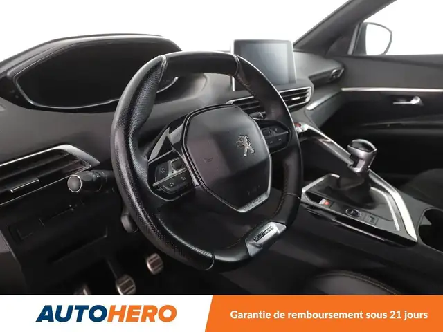 Peugeot 3008 view 11