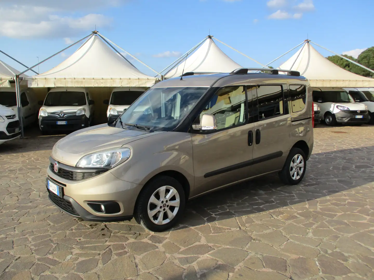 Fiat Doblo 1.4 T-JET 120CV 7 POSTI Natural Power Bronze - 1