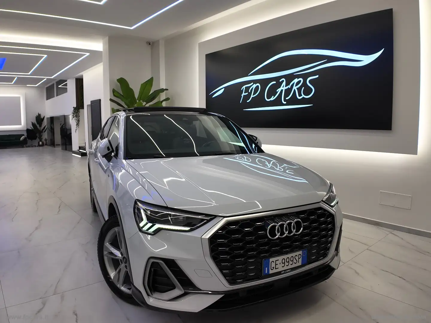 Audi Q3 SPB 35 TDI S tronic S line edition TETTO APR. Bianco - 1