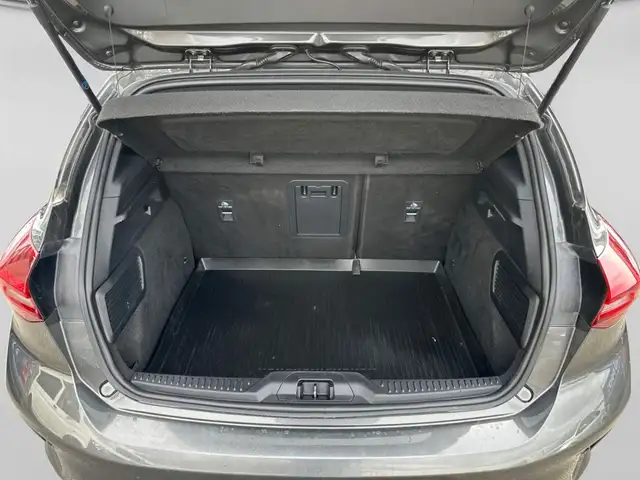Ford Focus view 7