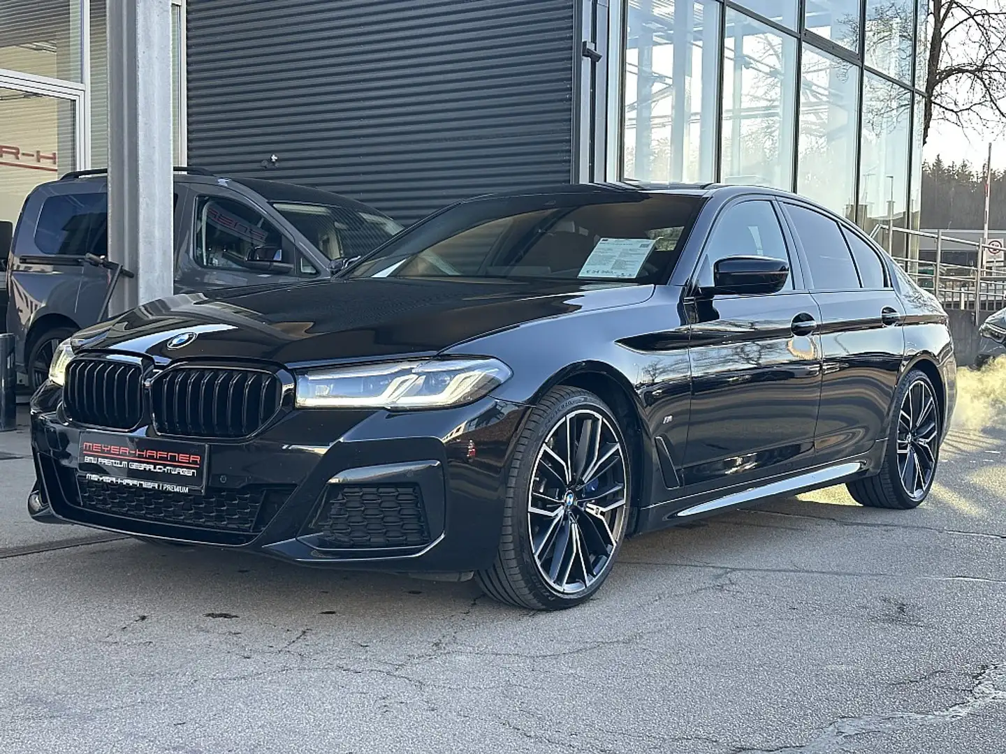 BMW 540 i xDrive Aut. Černá - 2
