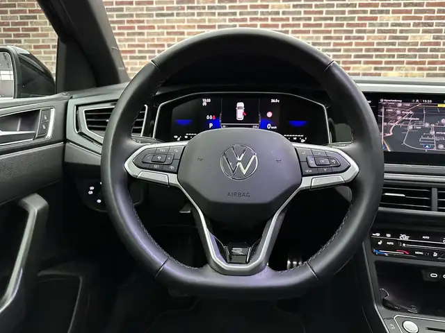 Volkswagen Polo view 12