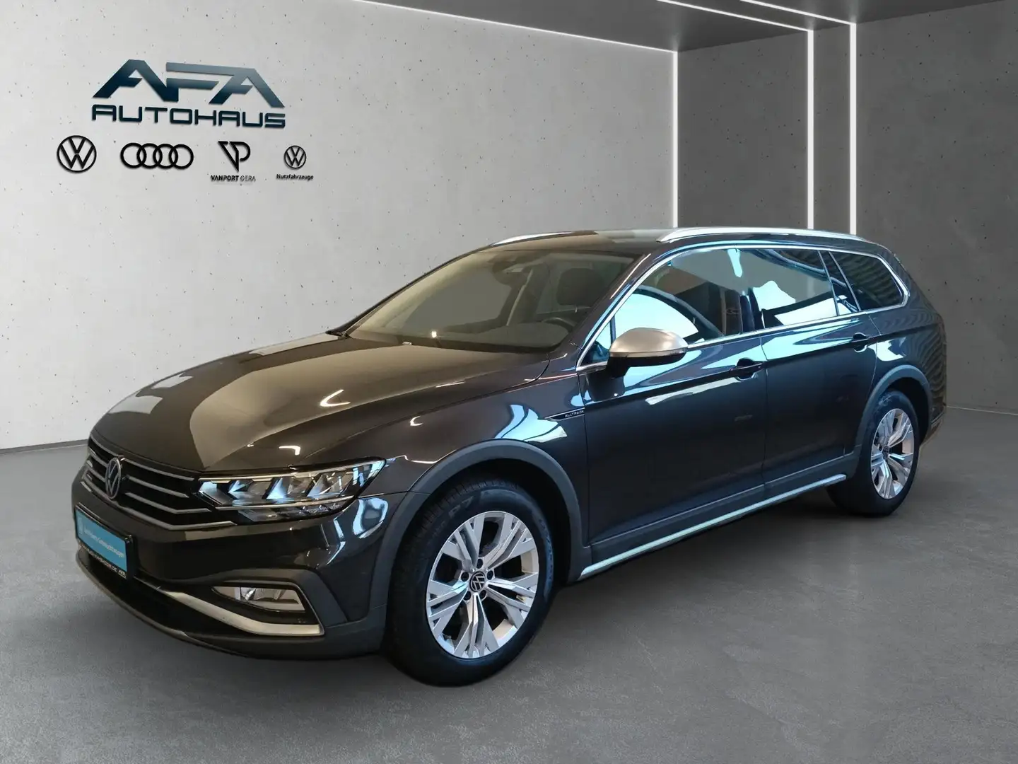 Volkswagen Passat Alltrack 2.0 TDI 4M DSG RFK*ACC*Navi*DC Grau - 2
