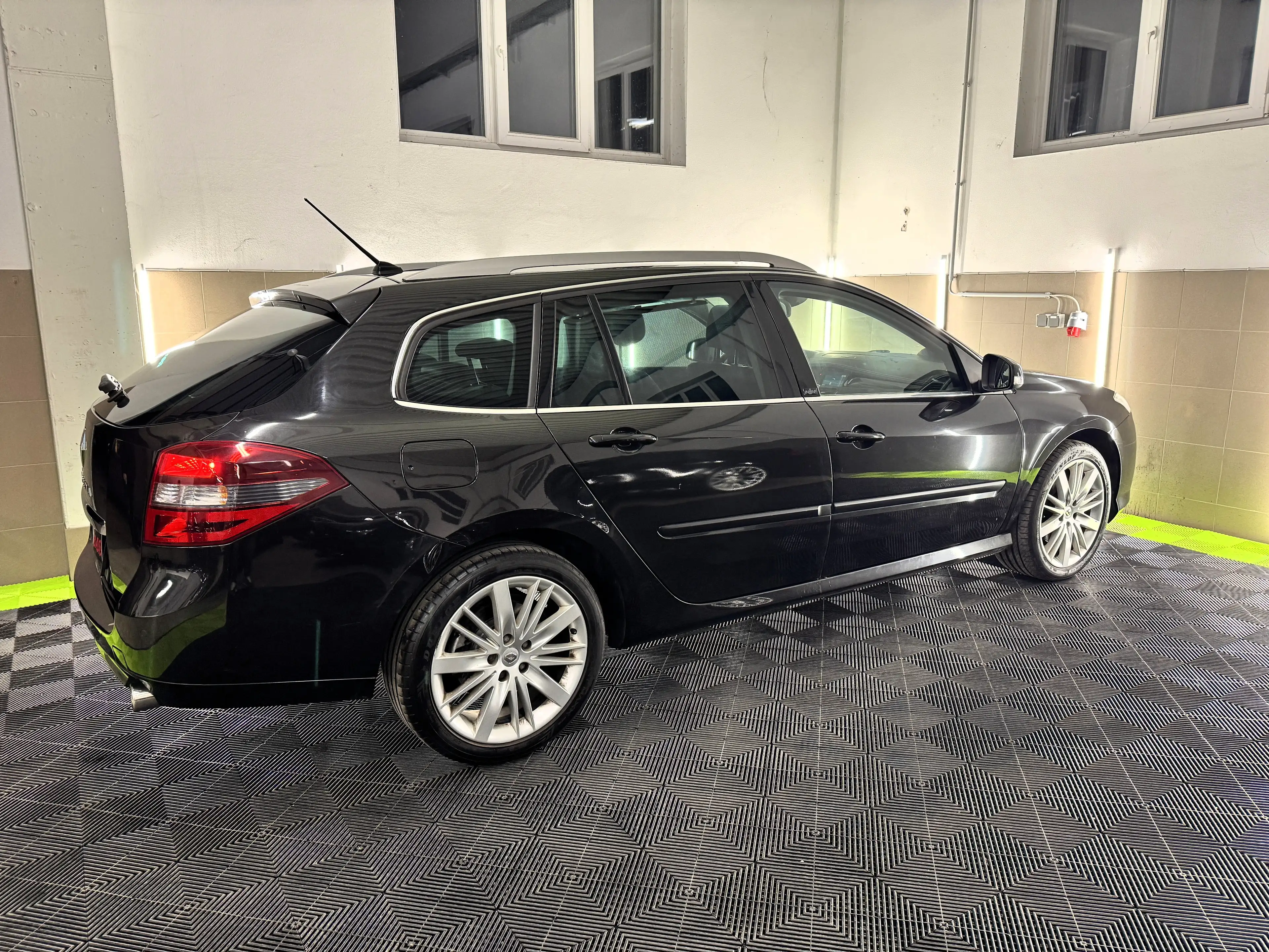 Renault Laguna Laguna GT Initiale 2,0 dCi 1Besitz/Leder/BOSE/Navi — photo 5