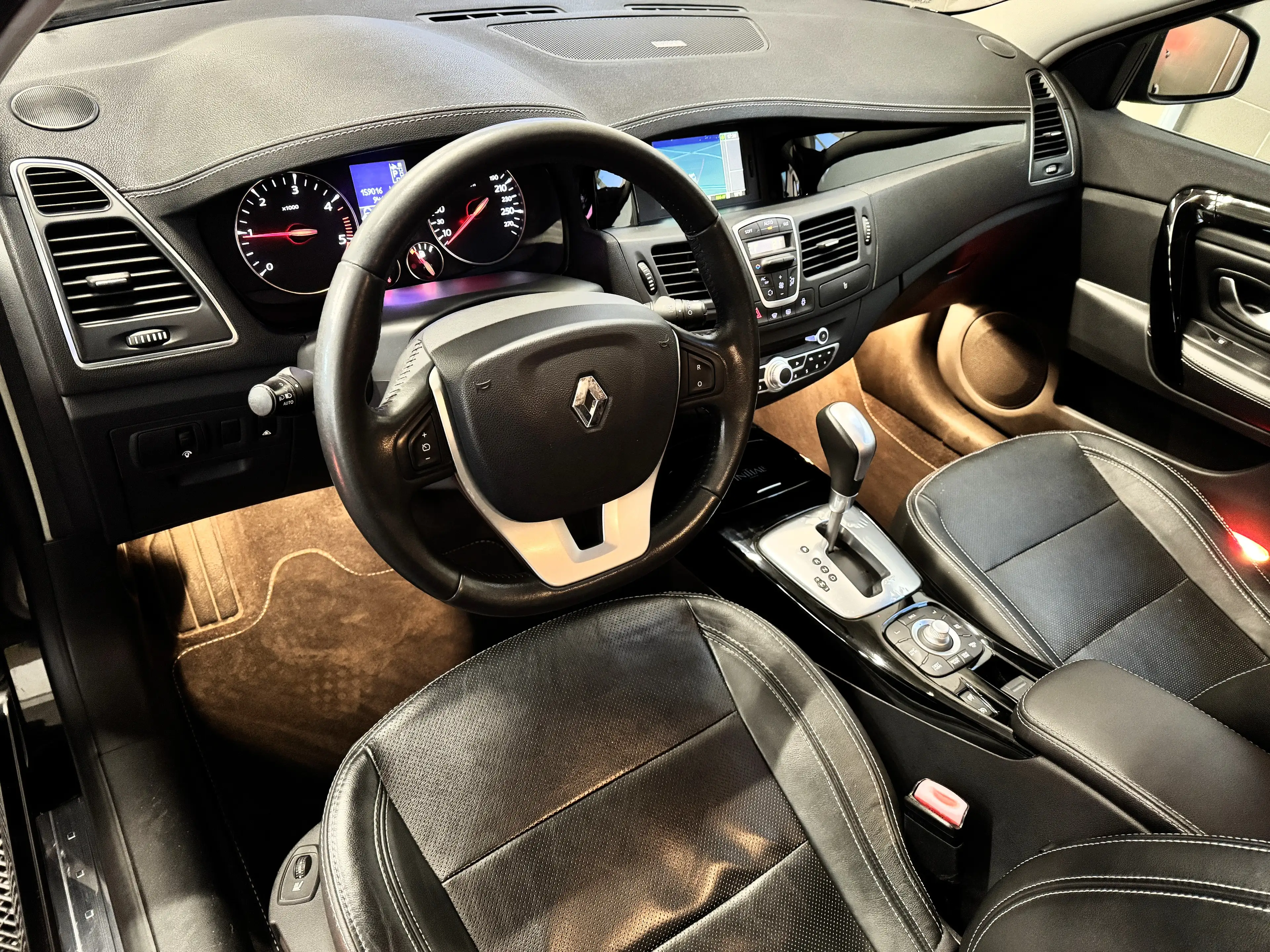 Renault Laguna Laguna GT Initiale 2,0 dCi 1Besitz/Leder/BOSE/Navi — photo 7
