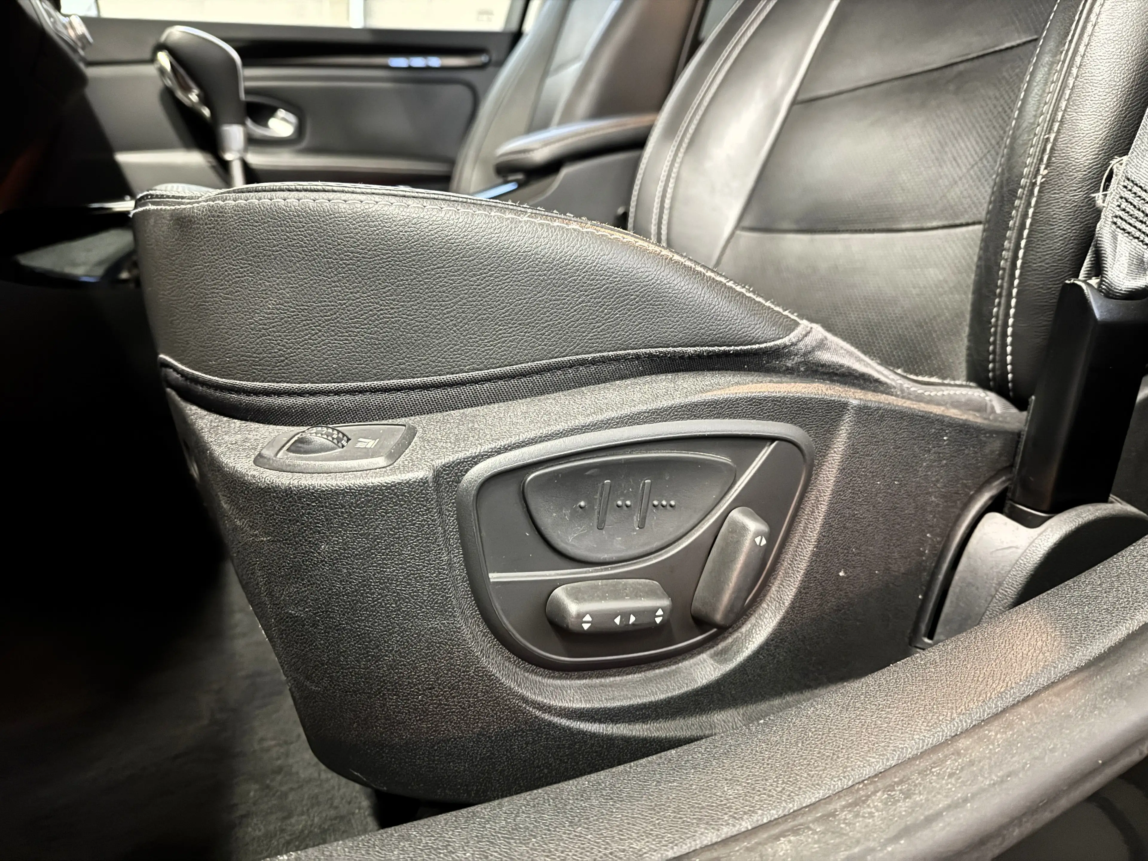 Renault Laguna Laguna GT Initiale 2,0 dCi 1Besitz/Leder/BOSE/Navi — photo 9