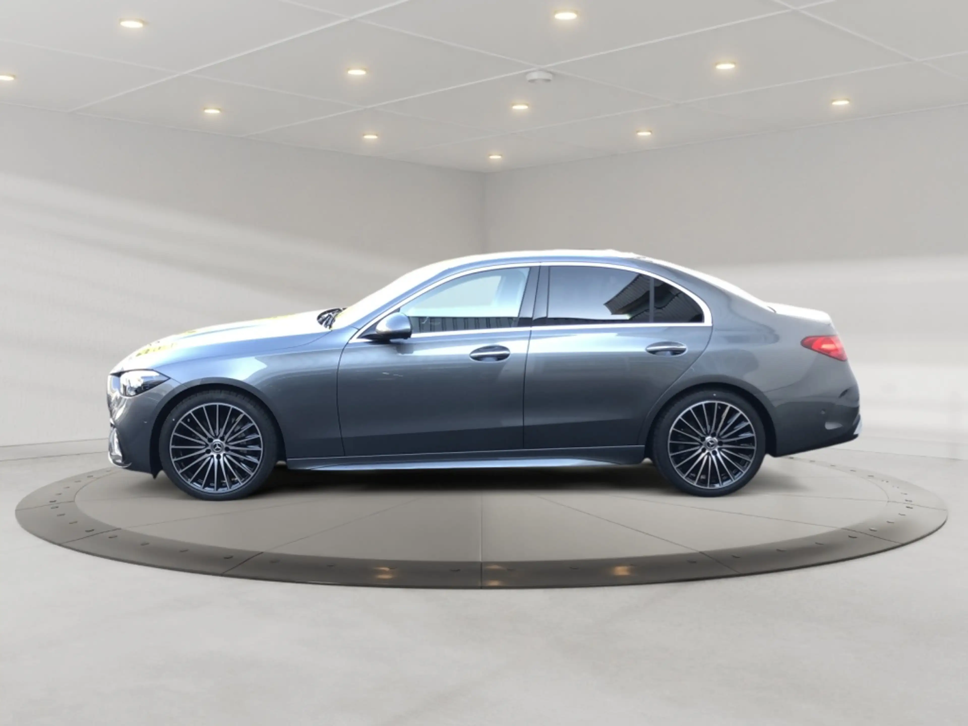 Mercedes-Benz C 220 d AMG+MBUX+AHK+Pano+SHD+Wide+360+Cam+LED — photo 5