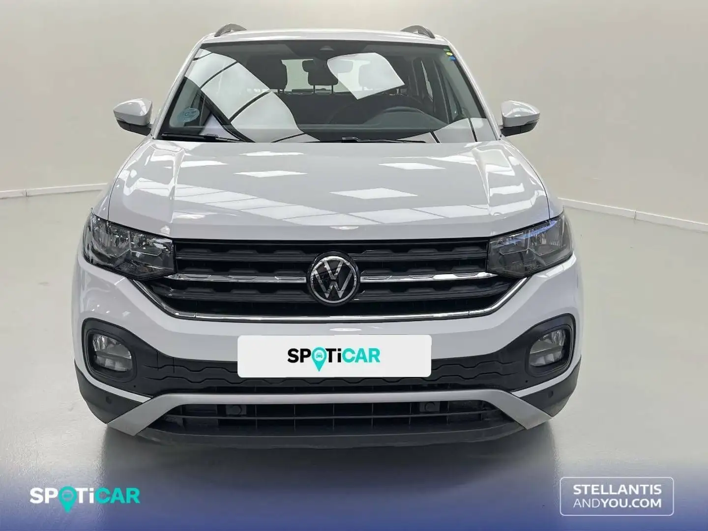Volkswagen T-Cross 1.0 TSI Advance 81kW Gris - 2