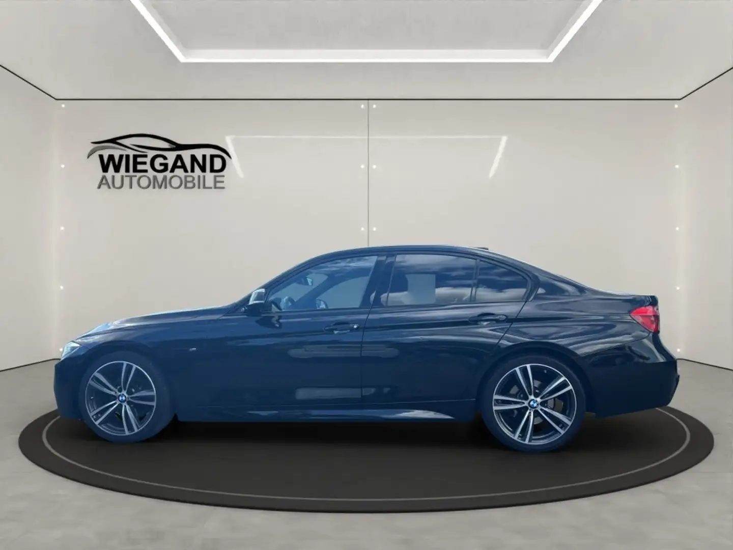 BMW 320 d Aut. M SPORT+INNO+BUSINESS+PANO+KAMERA+STZH Noir - 2