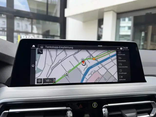 BMW X3 view 9