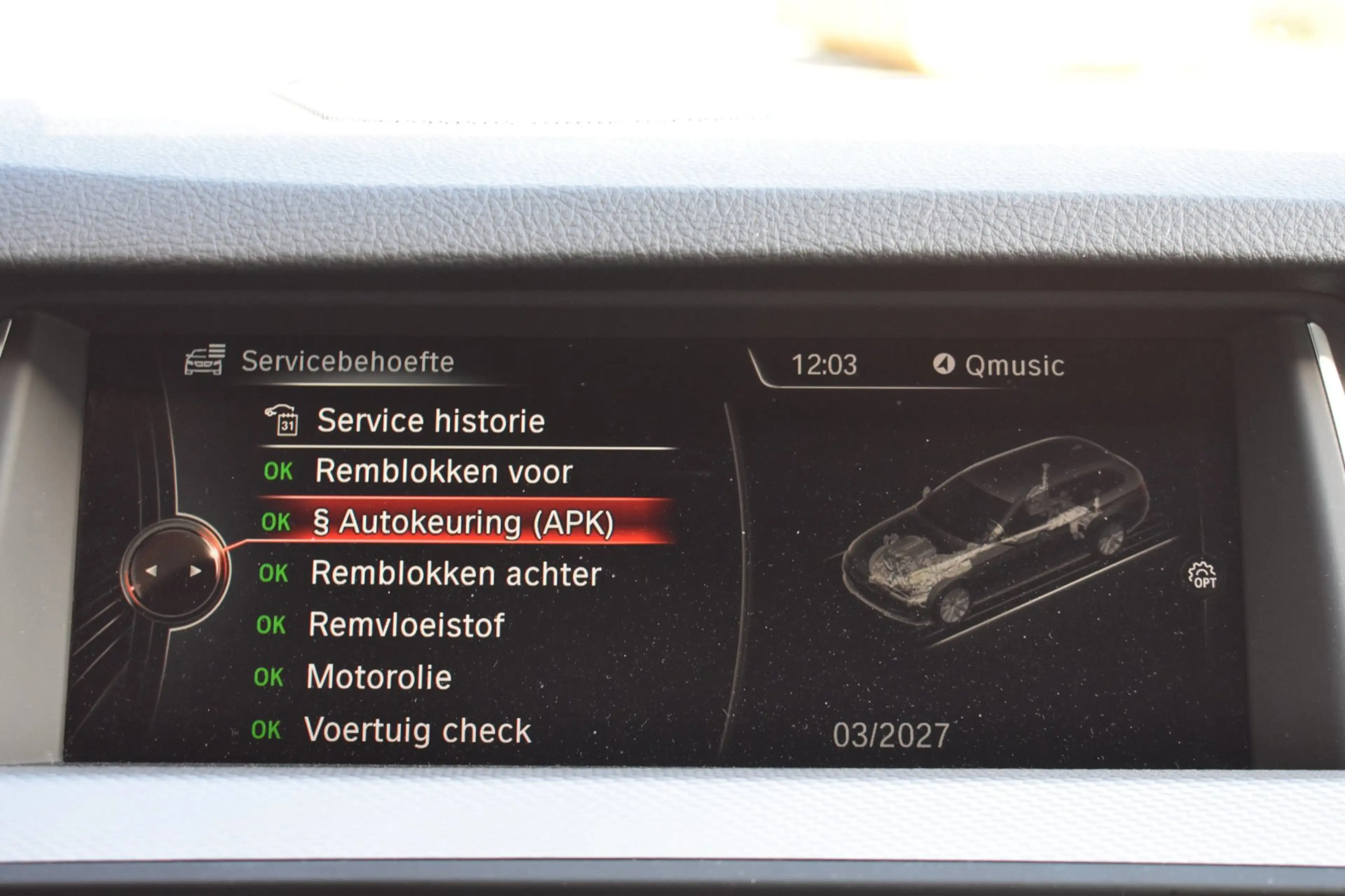 BMW 535 5-serie Touring 535d High Executive LED Pano Clima — photo 13