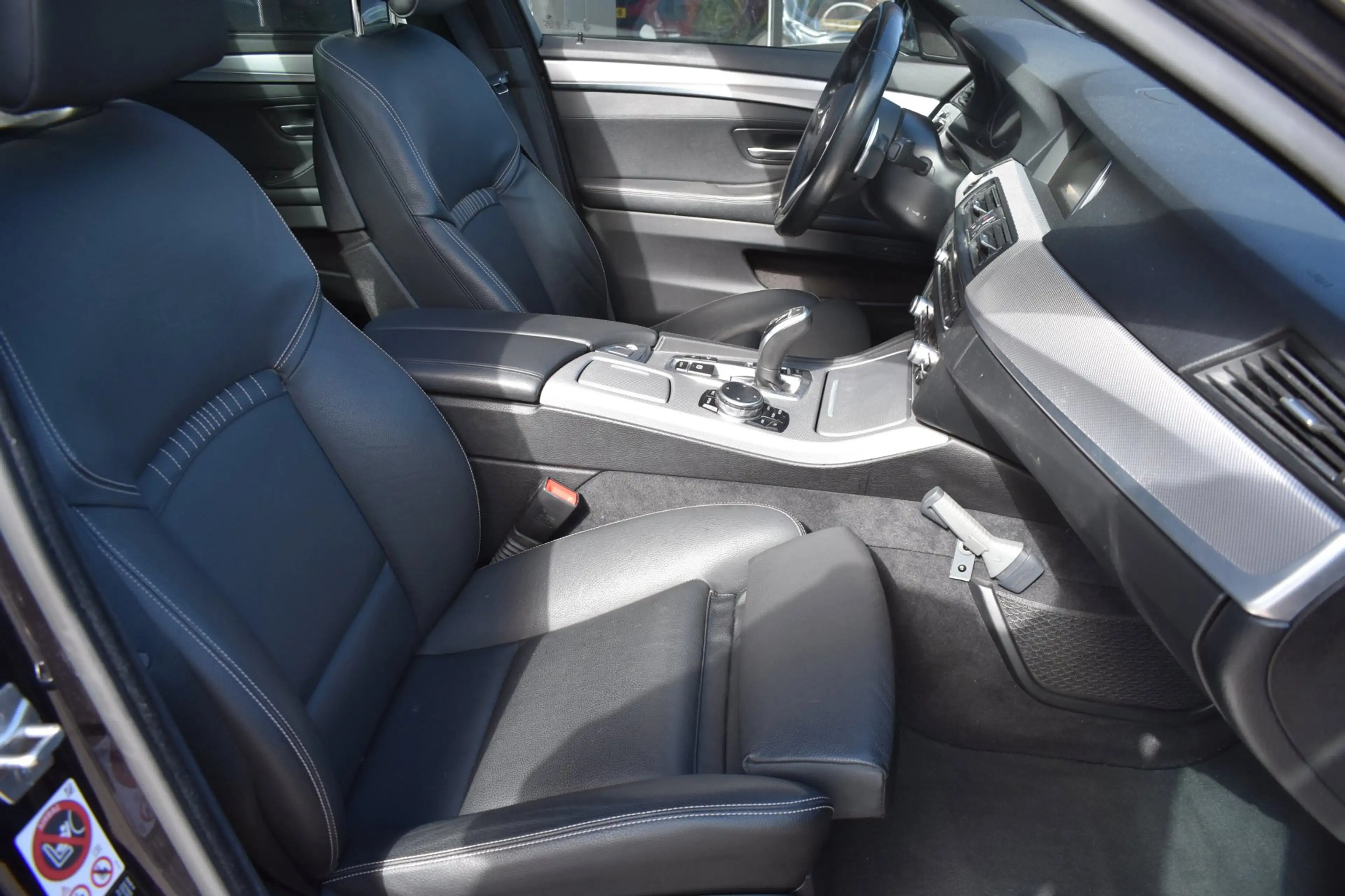 BMW 535 5-serie Touring 535d High Executive LED Pano Clima — photo 4