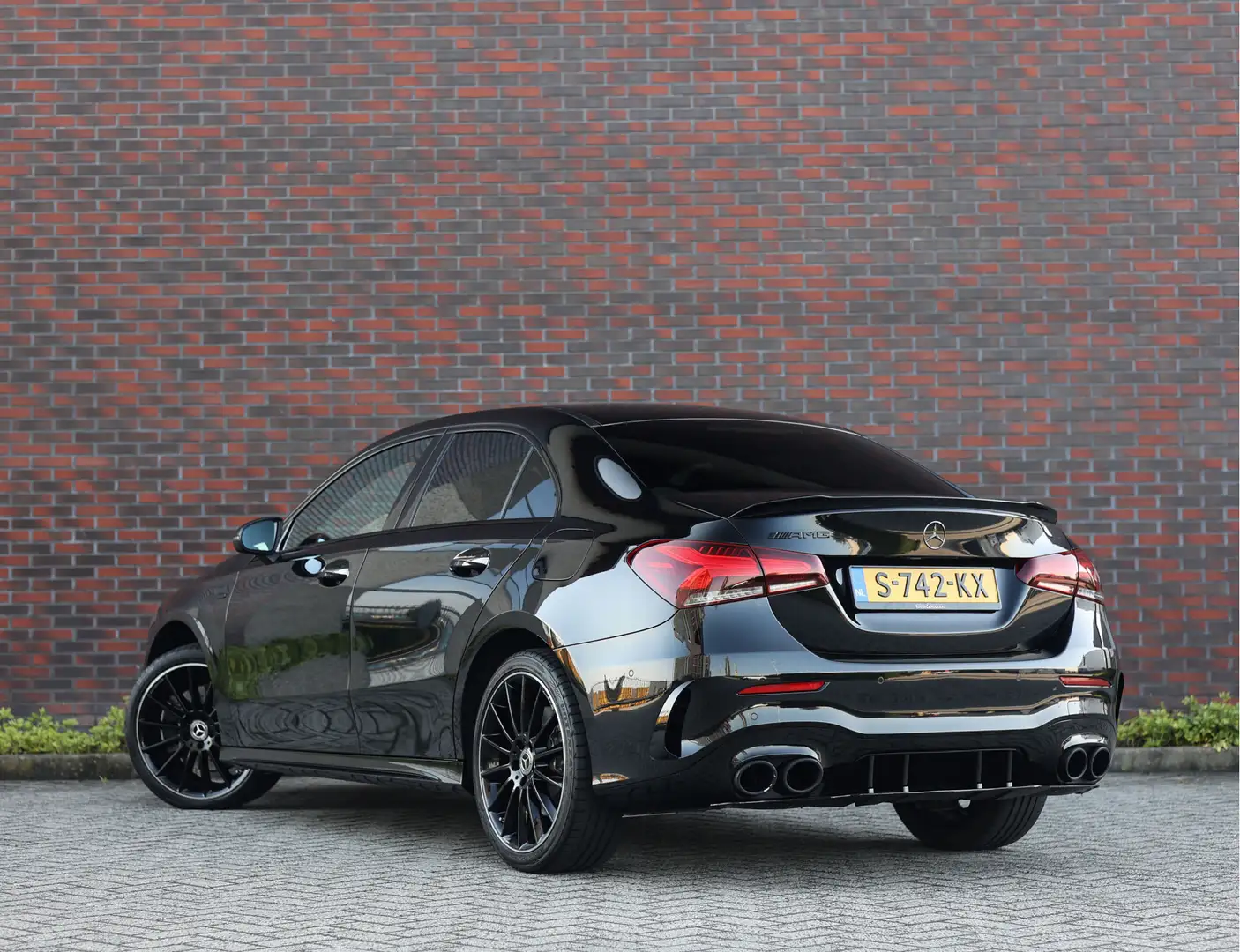 Mercedes-Benz A 250 e Premium Plus | Night Edition - A35 pakket Noir - 2