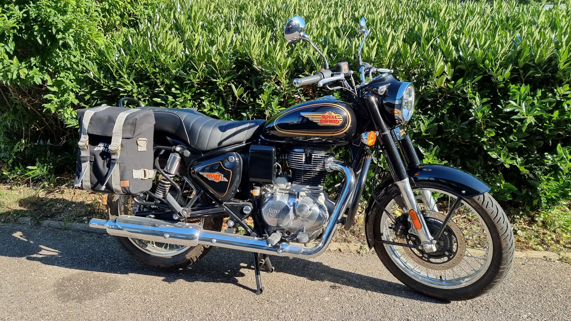 Royal Enfield - 1