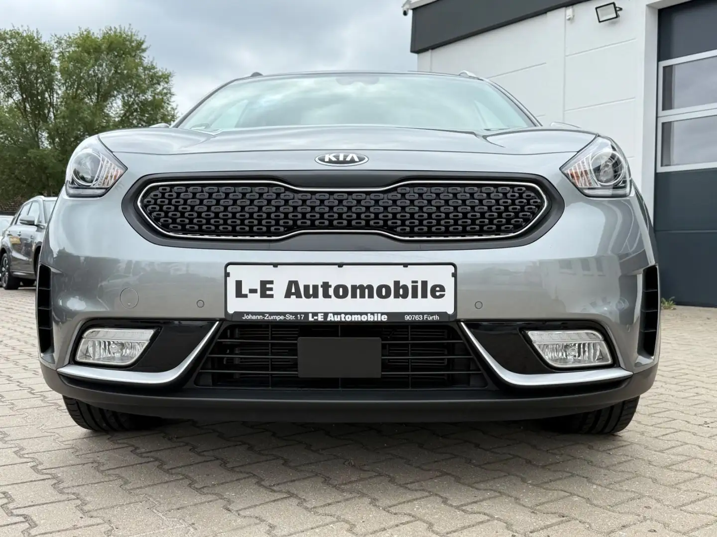 Kia Niro Spirit 1.6 GDI Hybr Spirit *XENON/NAVI/ACC. Gris - 2