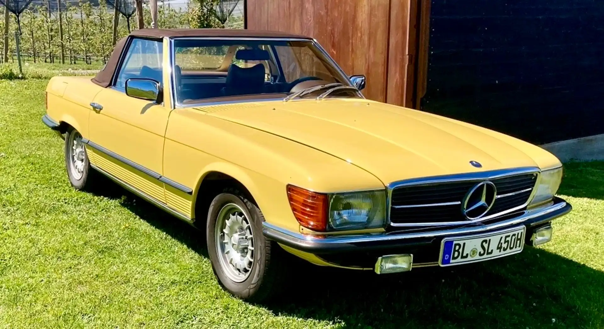 Mercedes-Benz 450 SL     R107      H-Zulassung Gelb - 1