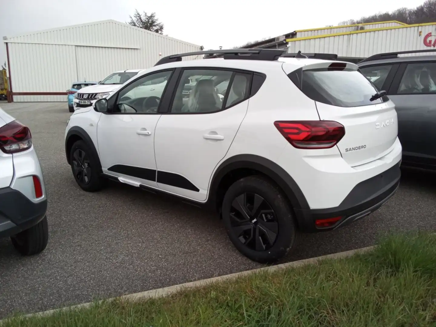 Dacia Sandero STEPWAY TCE90 EXPRESSION Blanc - 2