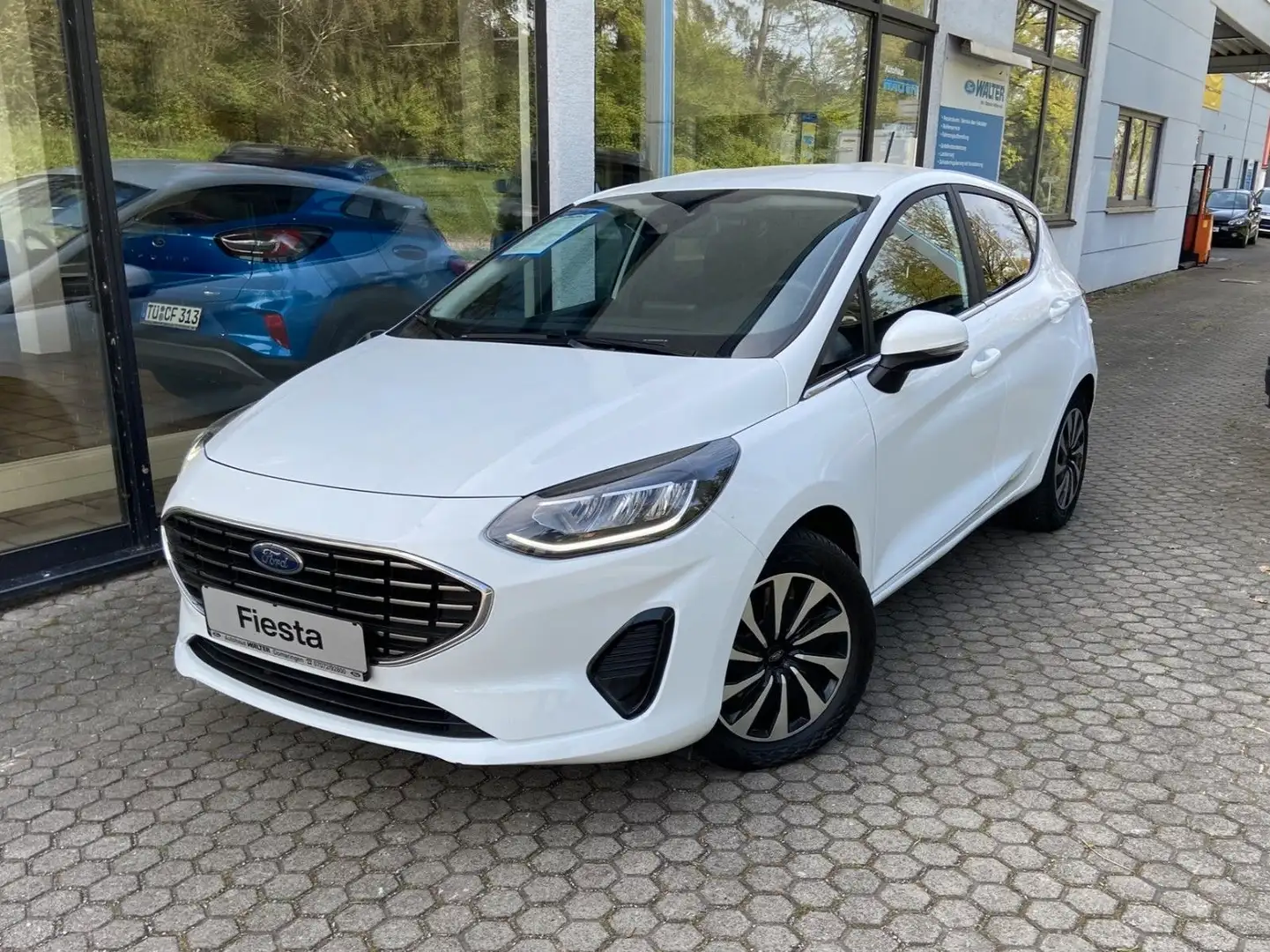 Ford Fiesta Titanium EcoBoost Hybrid mHEV Weiß - 2