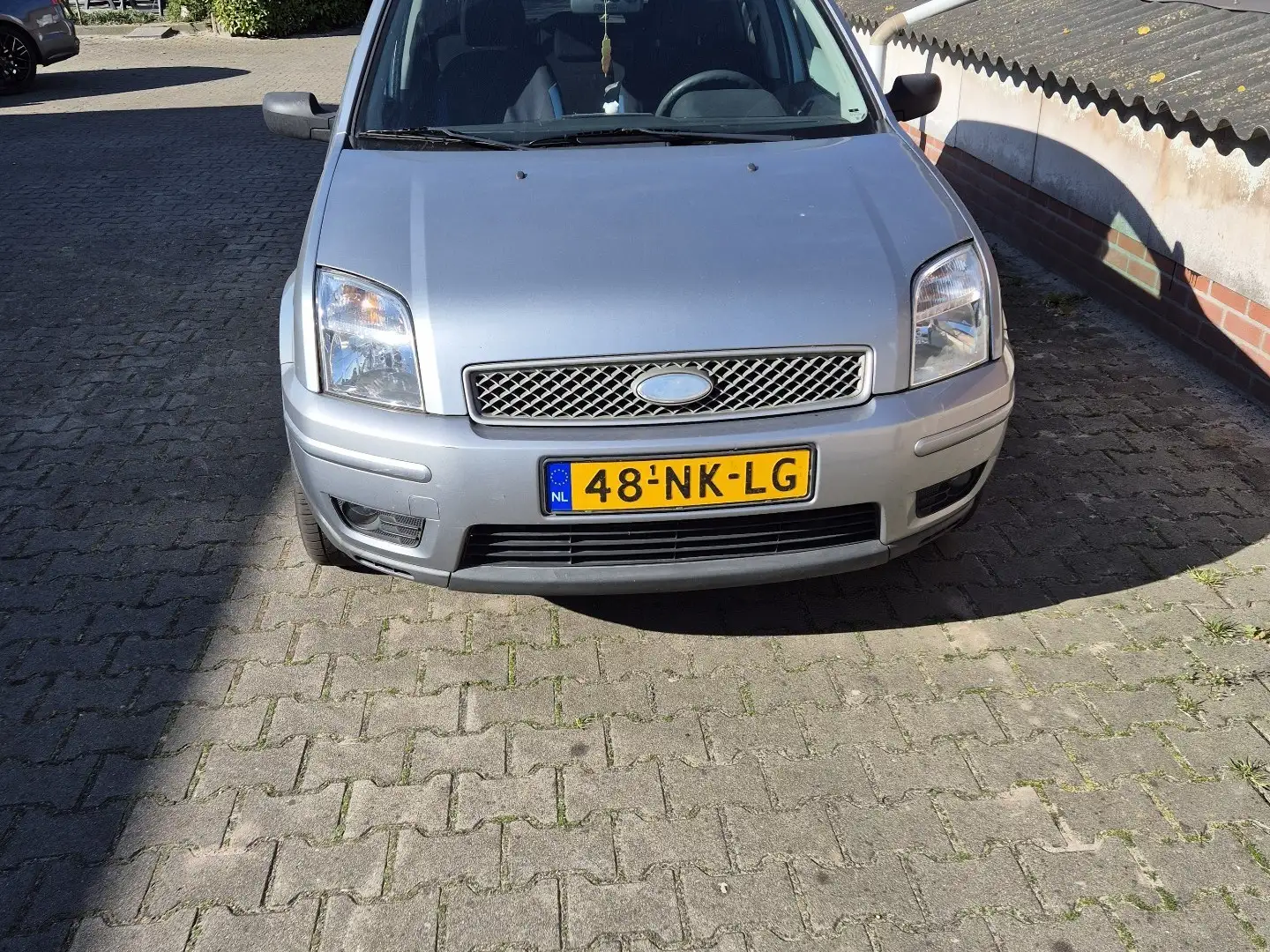 Ford Fusion 1.6-16V Fusion+ Grijs - 2