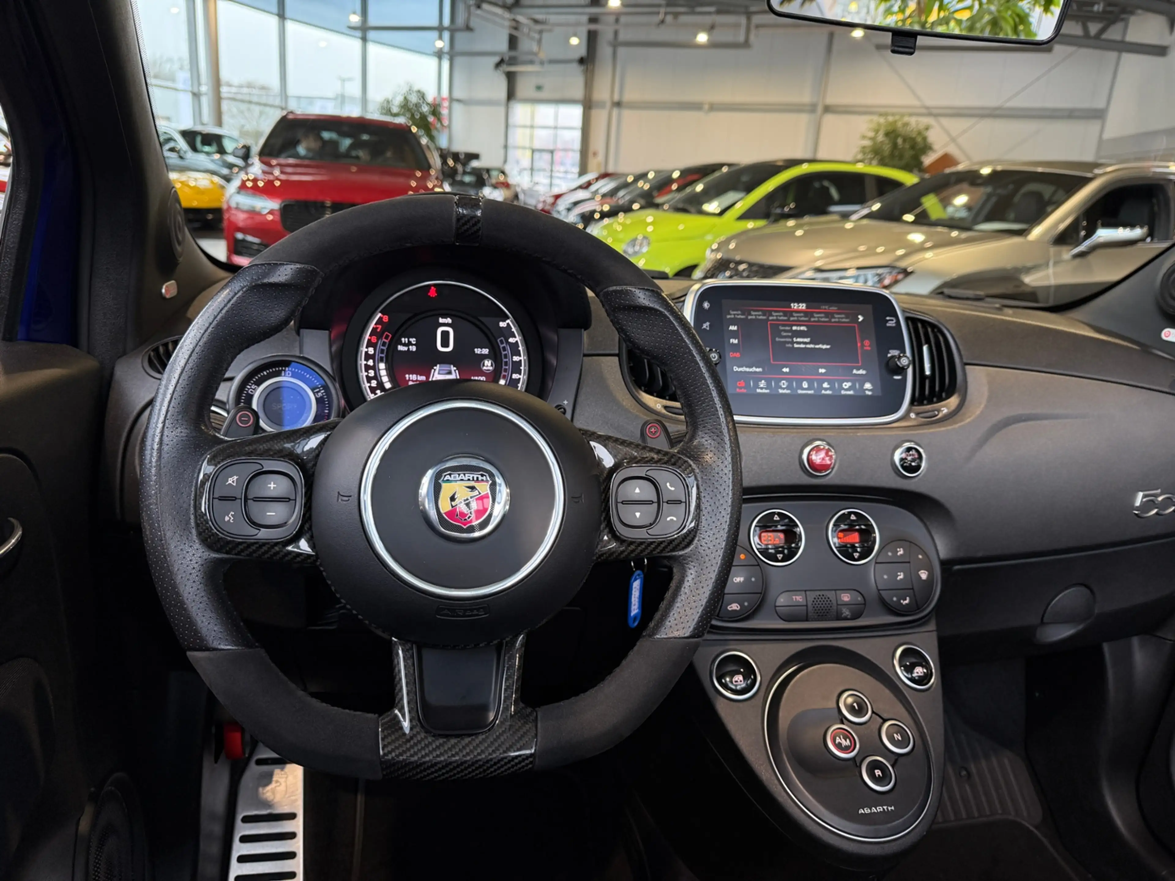Abarth 595C Competizione CARPLAY BEATS XENON — photo 10