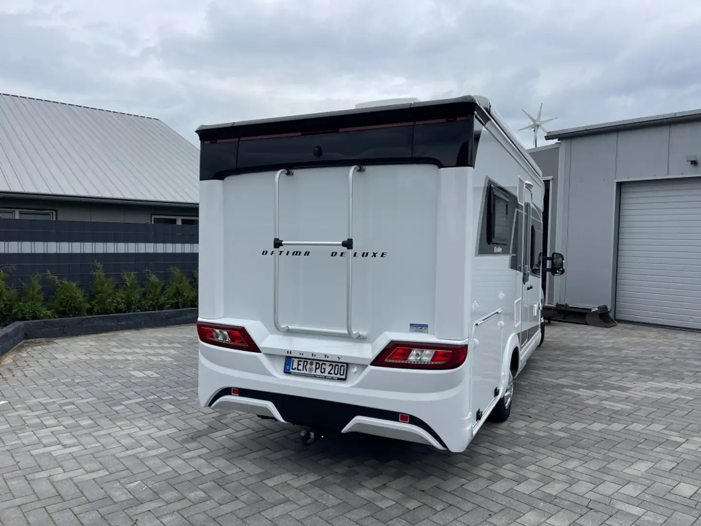 Hobby Optima De Luxe T65 HFL Weiß - 2