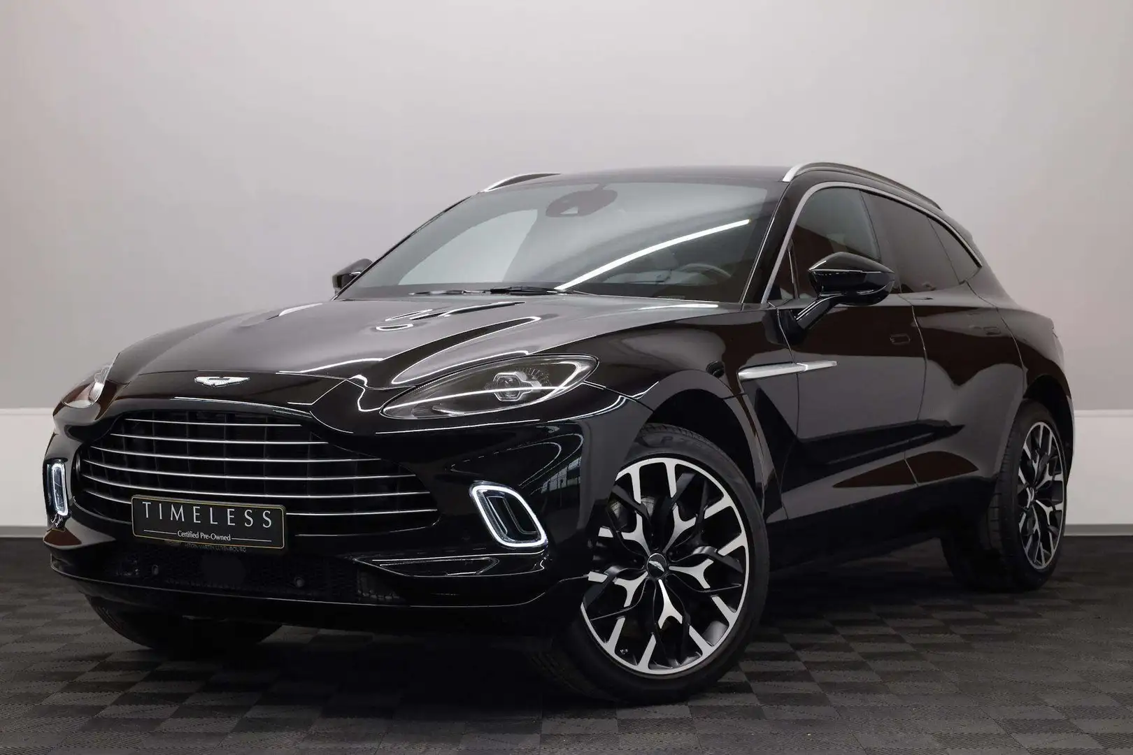 Aston Martin DBX 4.0 V8 550 Noir - 1