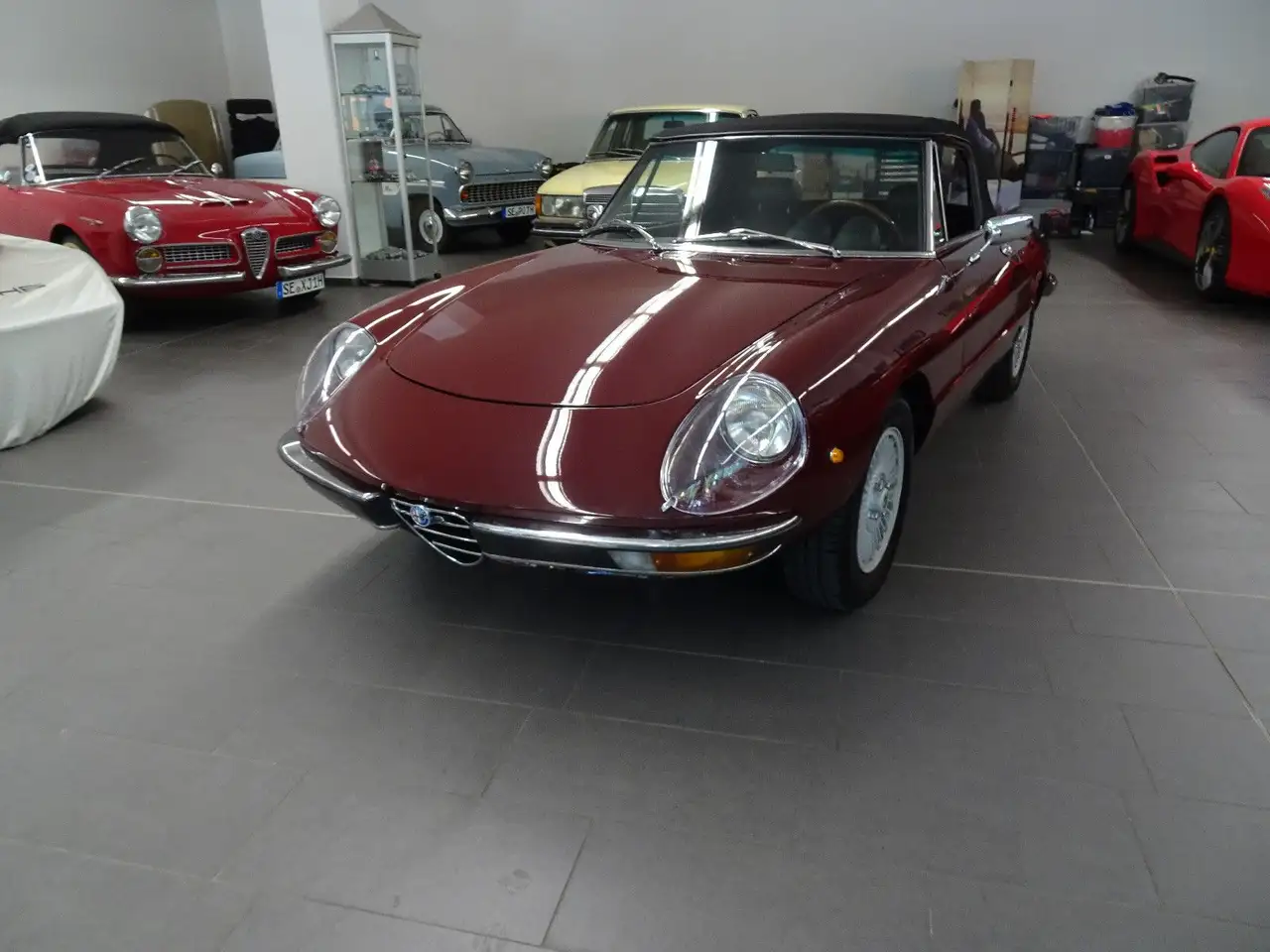 Alfa Romeo Spider 2000, foto 2