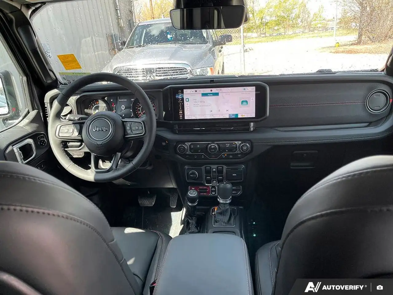 Jeep Gladiator снимка Jeep Gladiator